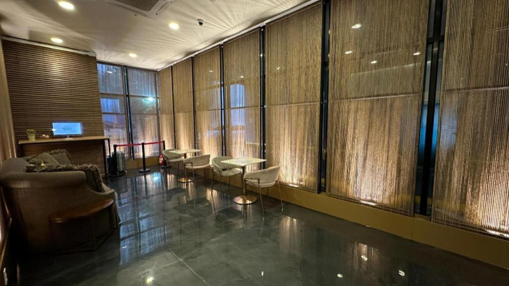 Hotel Bridge Сеул Екстериор снимка
