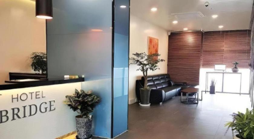 Hotel Bridge Сеул Екстериор снимка