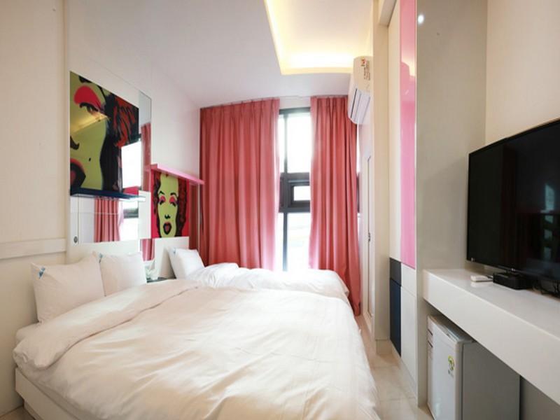 Hotel Bridge Сеул Екстериор снимка